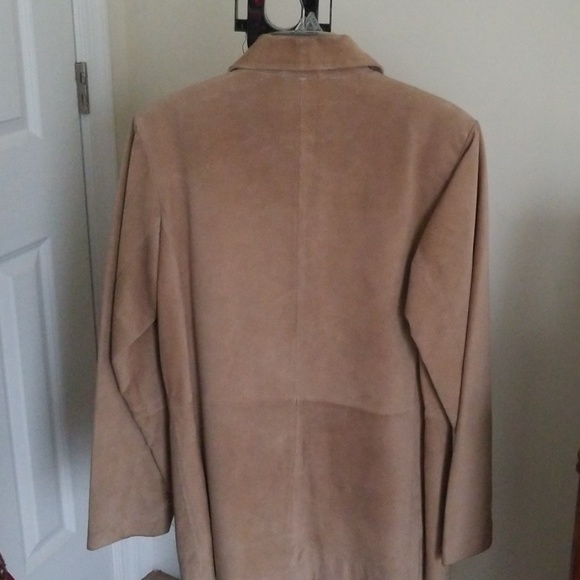 Jacket - Picture 2 of 3